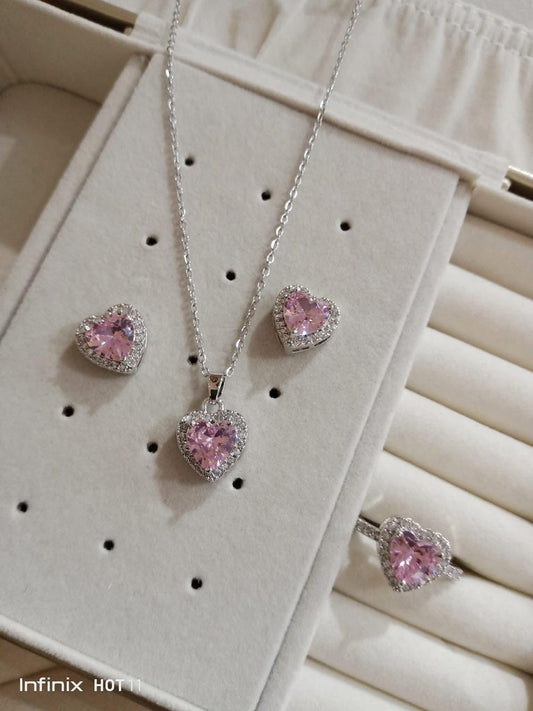 Lot de collier + bague + boucle coeur