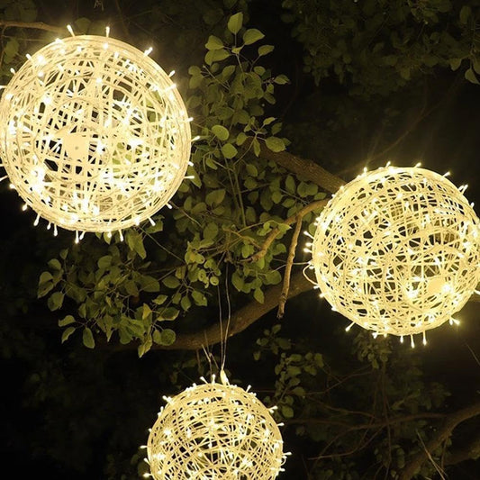 Boule lumineuse pour décoration jardin, fête, mariage, café, restaurant... 
